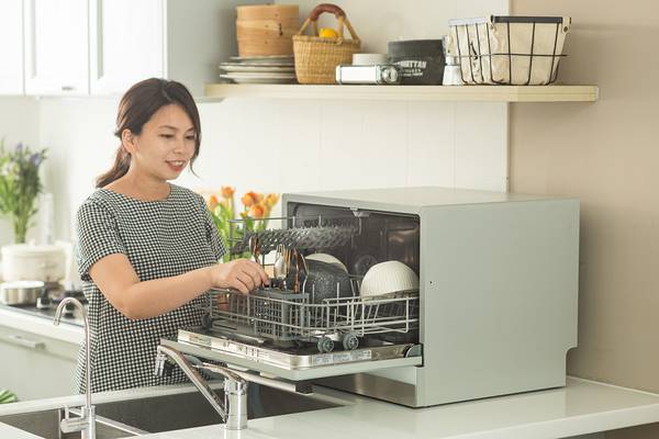 賽寧Celinda桌上型洗碗機 小資族租屋廚房空間 